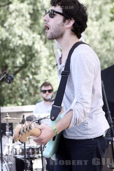 SUUNS - 2011-05-29 - PARIS - Parc de la Villette - 